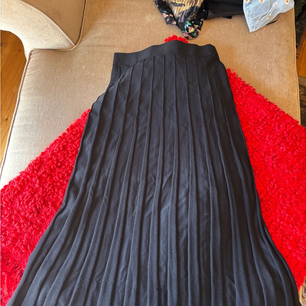 Wilfred Black Midi Skirt